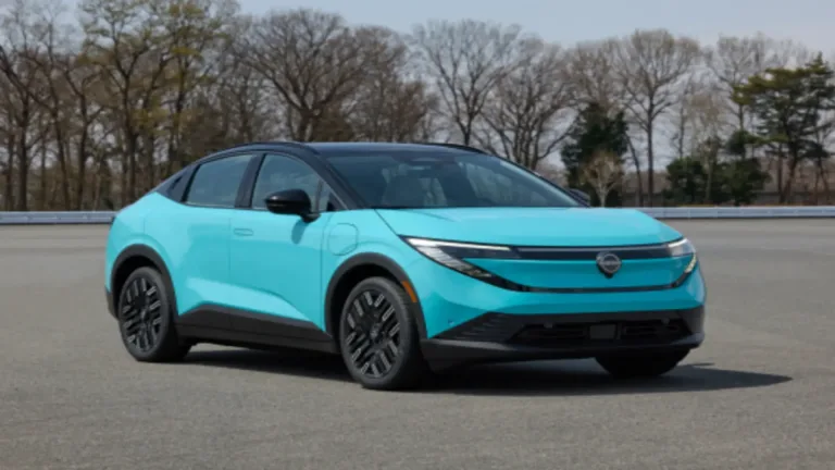 Nissan lansează a treia generație a modelului LEAF